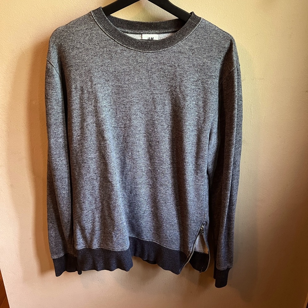 H&M Grey Long Sleeve Sweatshirt
